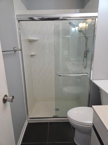 8815 W Golf Road 3A, Niles, IL 60714