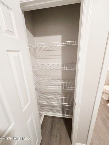 3813 Sterling Pointe Drive V9, Winterville, NC 28590