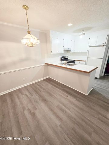 3813 Sterling Pointe Drive V9, Winterville, NC 28590