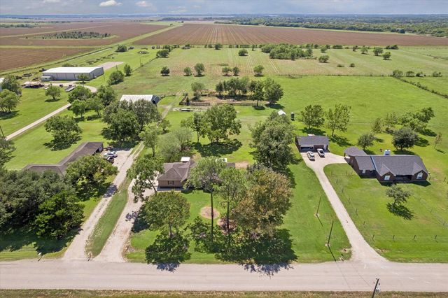 6210 County Road 170, Alvin, TX 77511