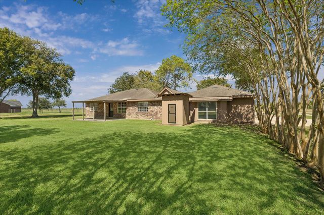 6210 County Road 170, Alvin, TX 77511