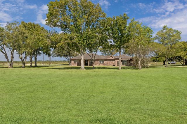 6210 County Road 170, Alvin, TX 77511