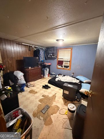 258 Persimmon St, Toccoa, GA 30577