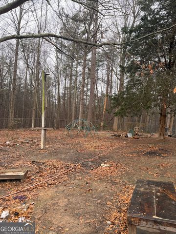 258 Persimmon St, Toccoa, GA 30577