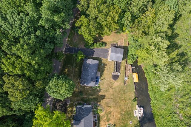 216 Lake Hills Drive, Concord, MI 49237