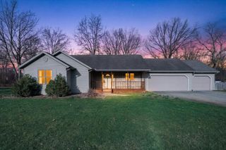 69756 Knottingham Lane, Ontwa Twp, MI 49112