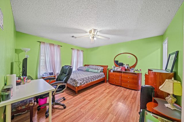 4142 Belle Park Drive 4142, Houston, TX 77072