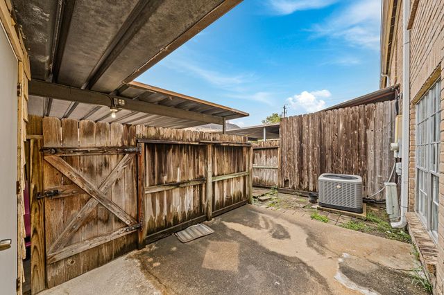 4142 Belle Park Drive 4142, Houston, TX 77072