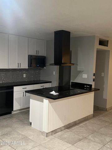 4657 S 17TH Way, Phoenix, AZ 85040