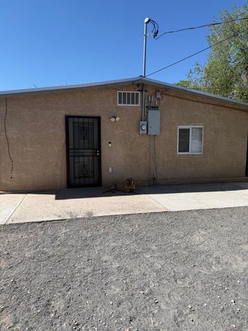 3201 Gonzales Road SW, Albuquerque, NM 87105