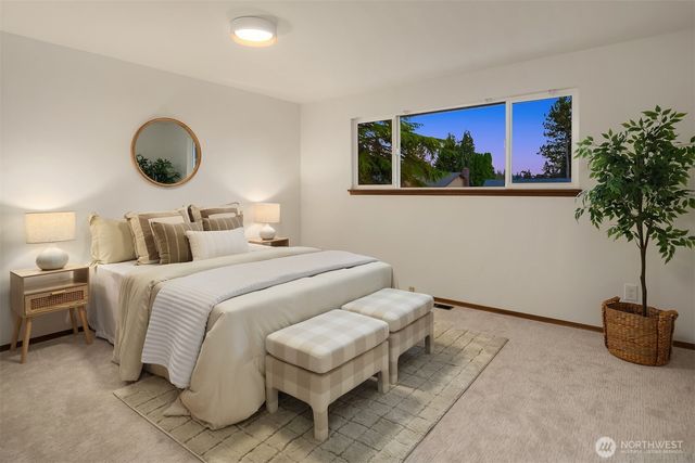 1325 NW 200th Street, Shoreline, WA 98177