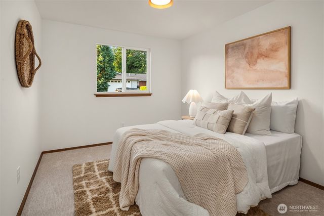 1325 NW 200th Street, Shoreline, WA 98177