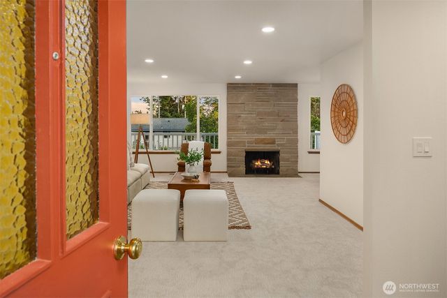 1325 NW 200th Street, Shoreline, WA 98177