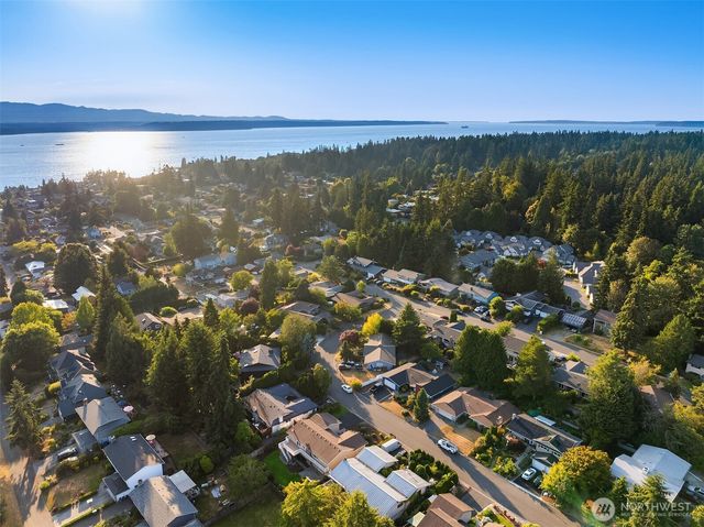 1325 NW 200th Street, Shoreline, WA 98177
