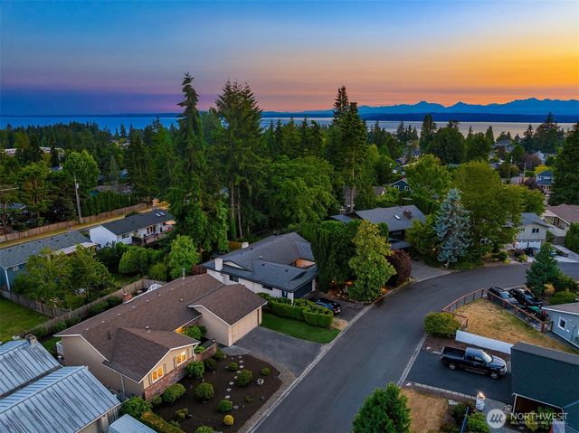 1325 NW 200th Street, Shoreline, WA 98177