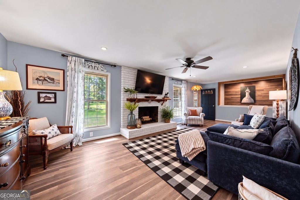 18 David Road NW, Cartersville, GA 30121 — photo 2