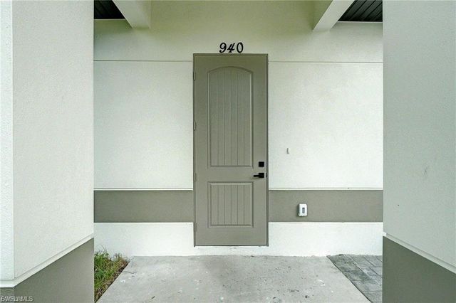 940 Lakeside DR, Lehigh Acres, FL 33974