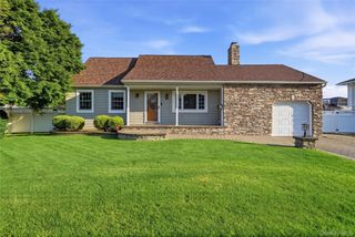 364 Boundary Avenue, Massapequa, NY 11758