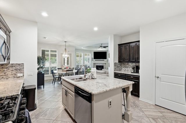 100 Cole Court, Argyle, TX 76226