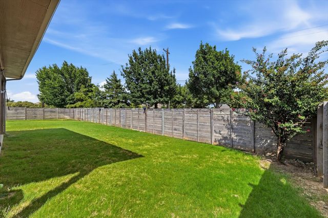 100 Cole Court, Argyle, TX 76226