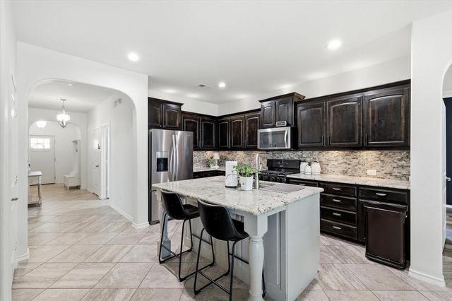 100 Cole Court, Argyle, TX 76226