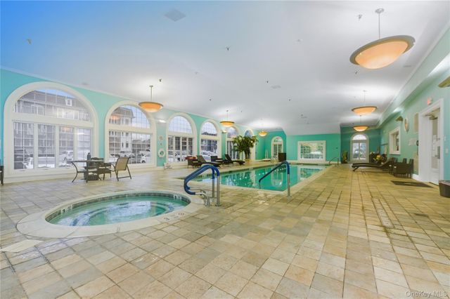 428 Trotting Lane 428, Westbury, NY 11590