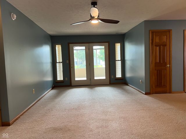 2047 Pelican, Franklin, IN 46131