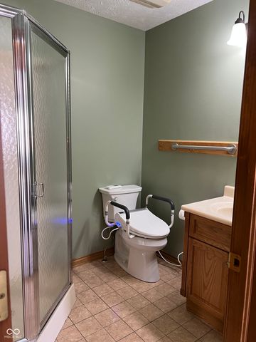 2047 Pelican, Franklin, IN 46131