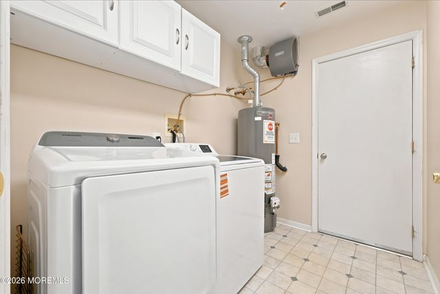 29 N Baker Drive, Jackson, NJ 08527