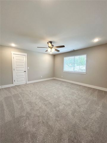 605 Phyllis Farm Road, Prairie Grove, AR 72753