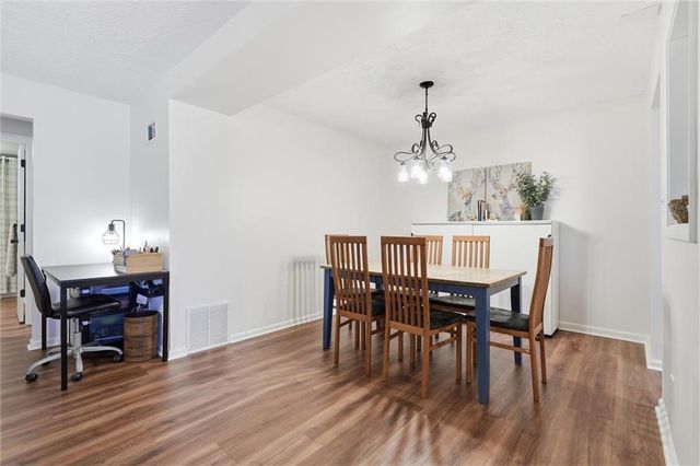 7430 W 102nd Court, Overland Park, KS 66212