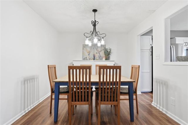 7430 W 102nd Court, Overland Park, KS 66212