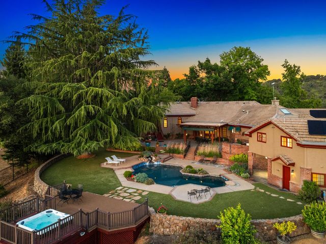 5670 China Hill Rd, El Dorado, CA 95623