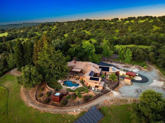5670 China Hill Rd, El Dorado, CA 95623