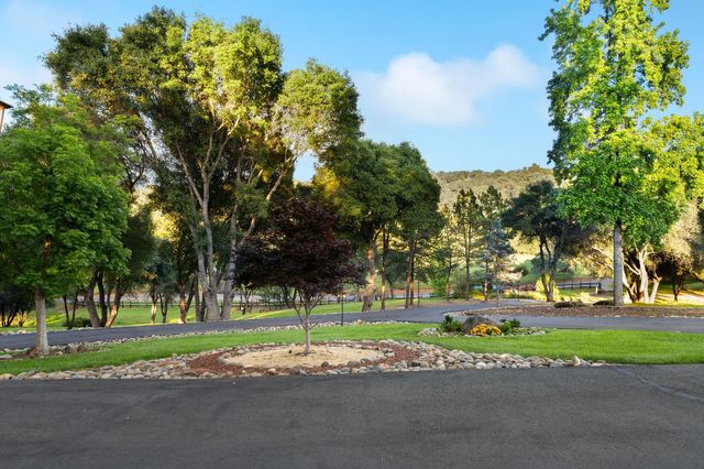 5670 China Hill Rd, El Dorado, CA 95623
