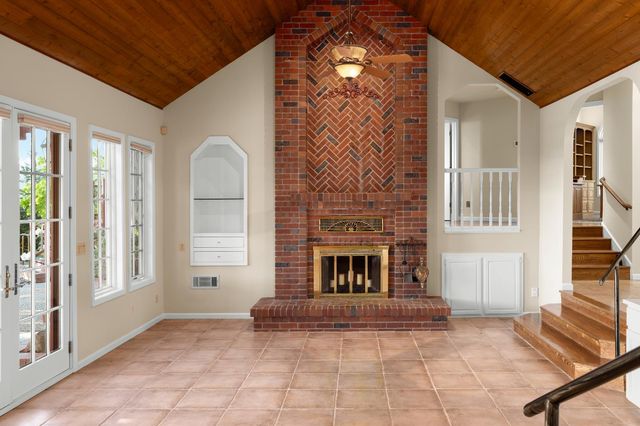5670 China Hill Rd, El Dorado, CA 95623