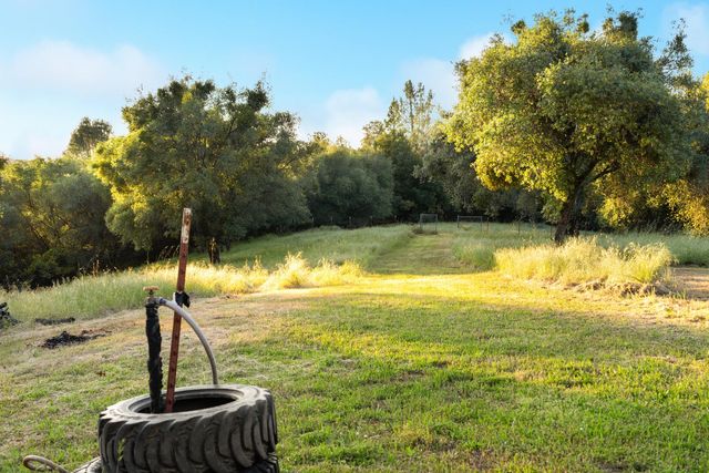 5670 China Hill Rd, El Dorado, CA 95623