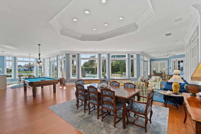 258 Locha Drive, Jupiter, FL 33458