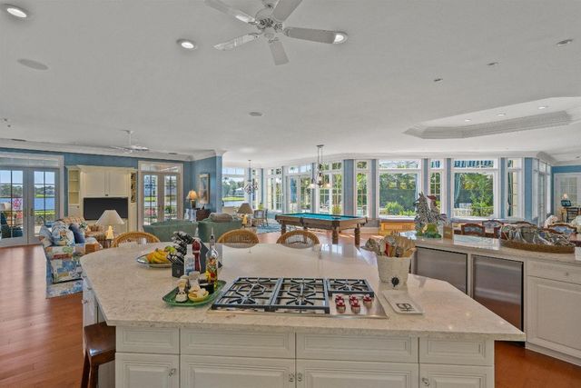 258 Locha Drive, Jupiter, FL 33458