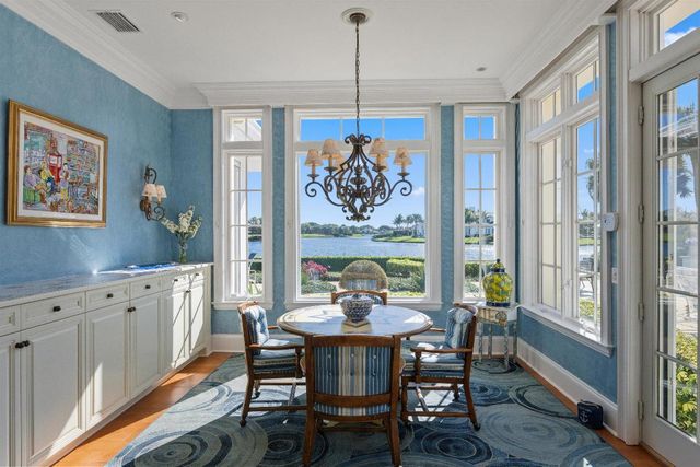 258 Locha Drive, Jupiter, FL 33458