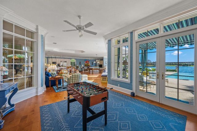 258 Locha Drive, Jupiter, FL 33458