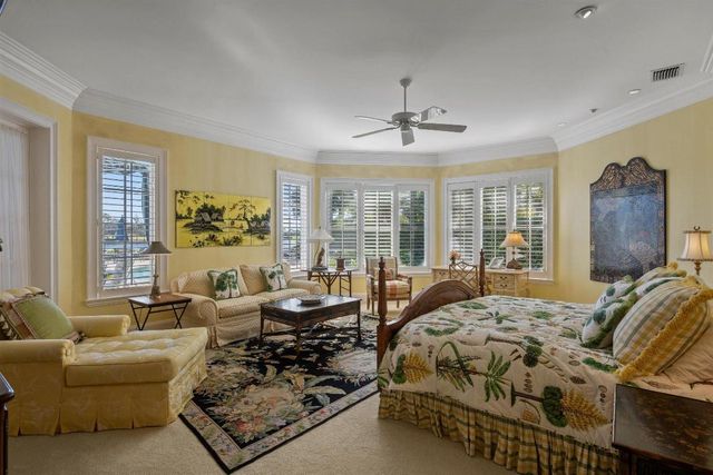 258 Locha Drive, Jupiter, FL 33458