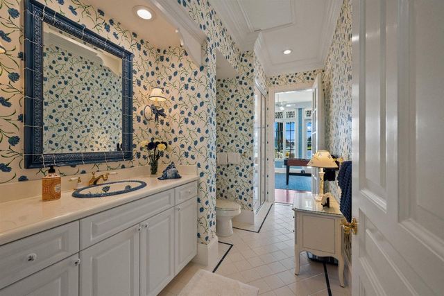 258 Locha Drive, Jupiter, FL 33458