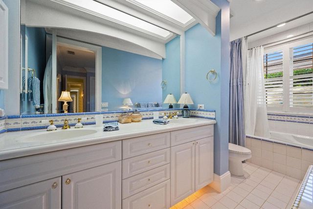 258 Locha Drive, Jupiter, FL 33458