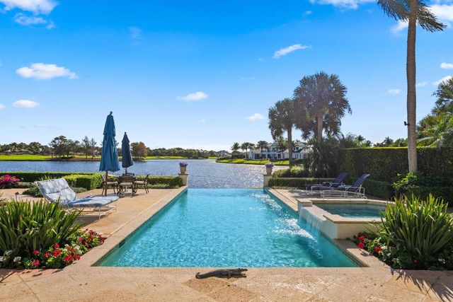 258 Locha Drive, Jupiter, FL 33458