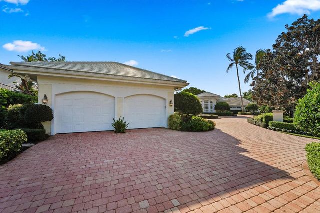 258 Locha Drive, Jupiter, FL 33458