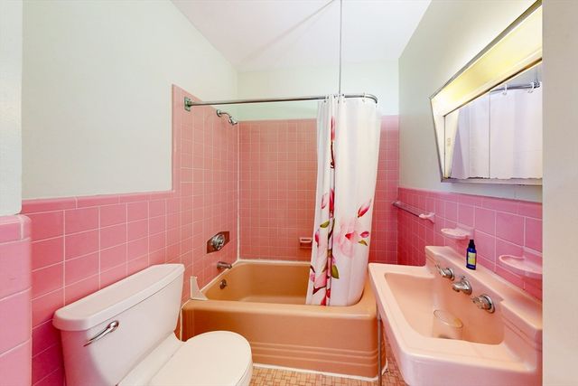 160 Franklin St, Boston, MA 02134
