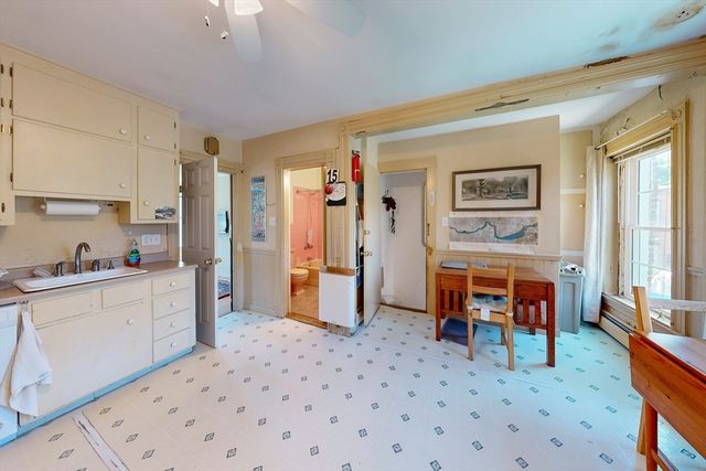 160 Franklin St, Boston, MA 02134