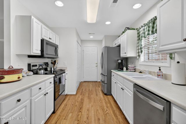 1320 Brookside Gardens Drive, Wilmington, NC 28411