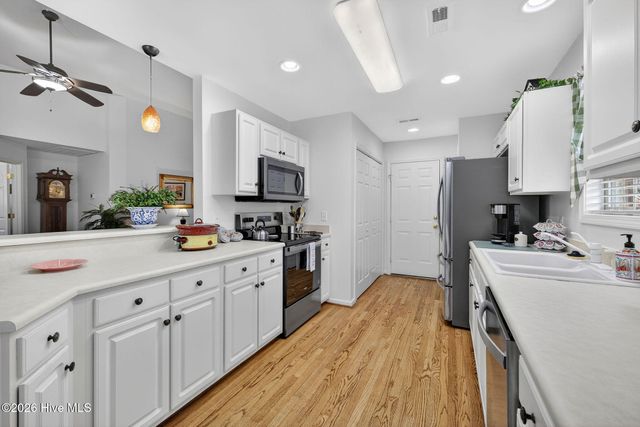 1320 Brookside Gardens Drive, Wilmington, NC 28411